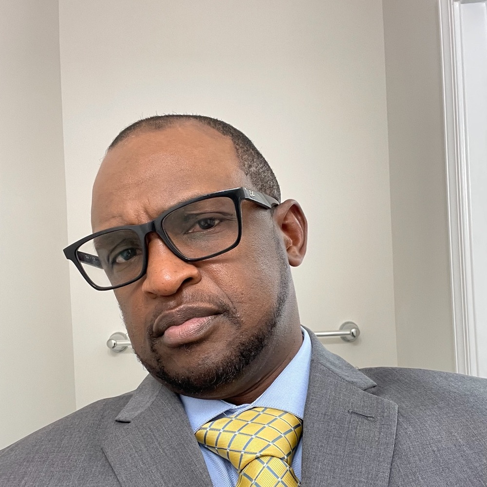 Meet your Posher, Djibril